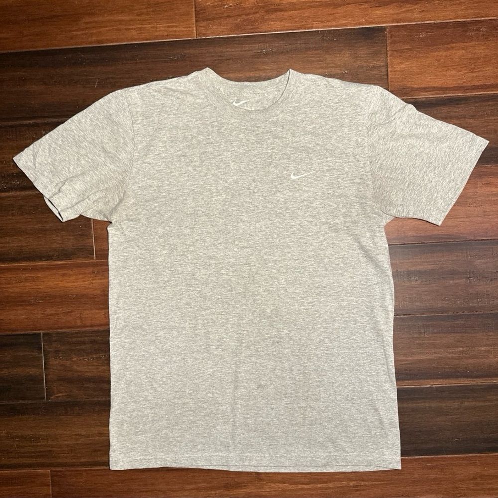 Nike Men’s T-Shirt